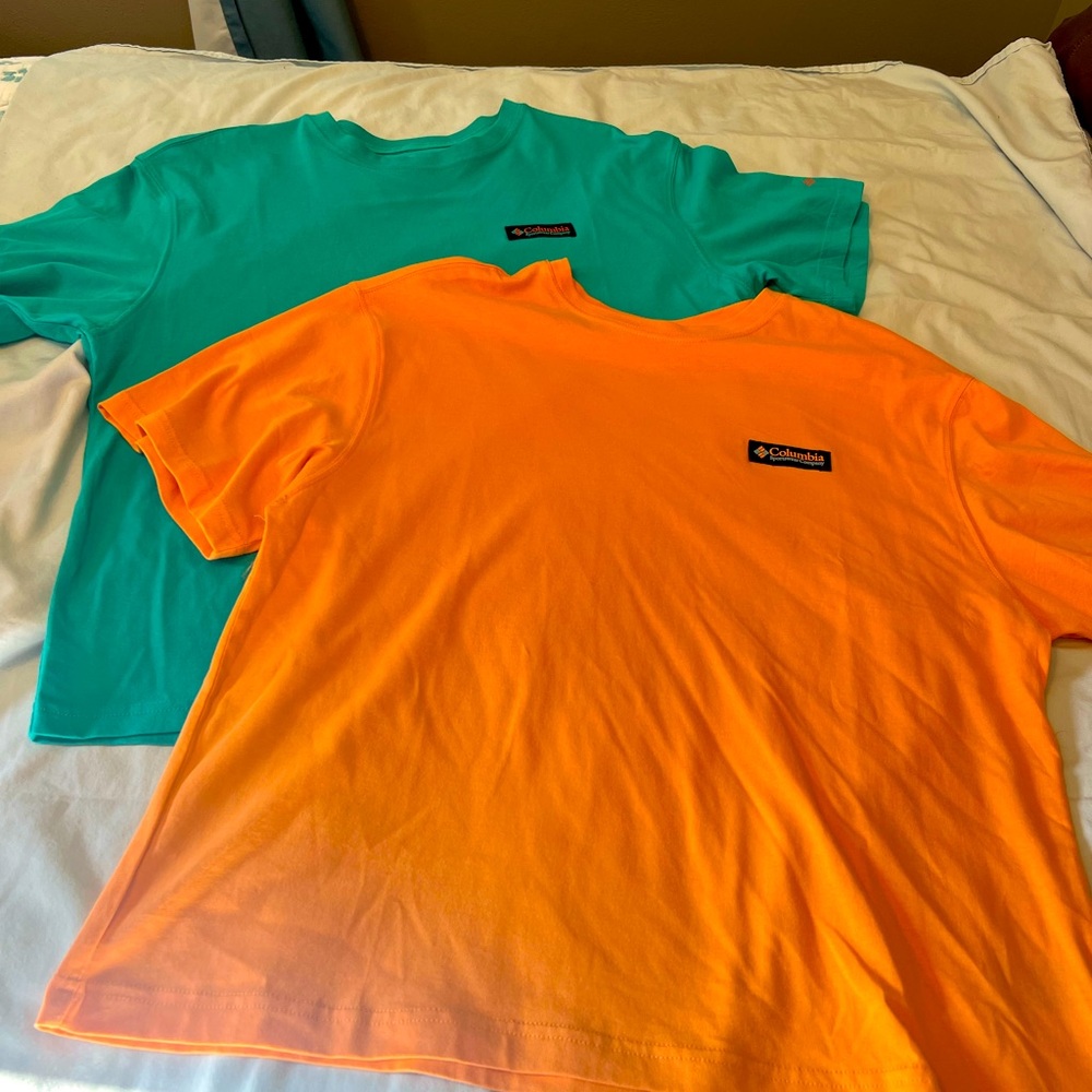 🚨bundle🚨Womens Columbia t-shirts size M